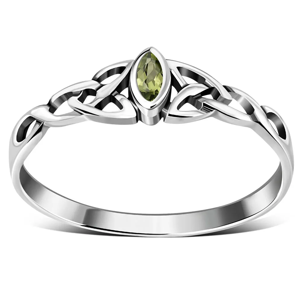 Celtic Thin Trinity Knot Silver Ring set w/ Peridot Stone