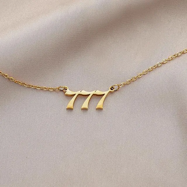 Personalized Stainless Steel Name Custom Necklaces For Women Men Gold Silver Chain Lover