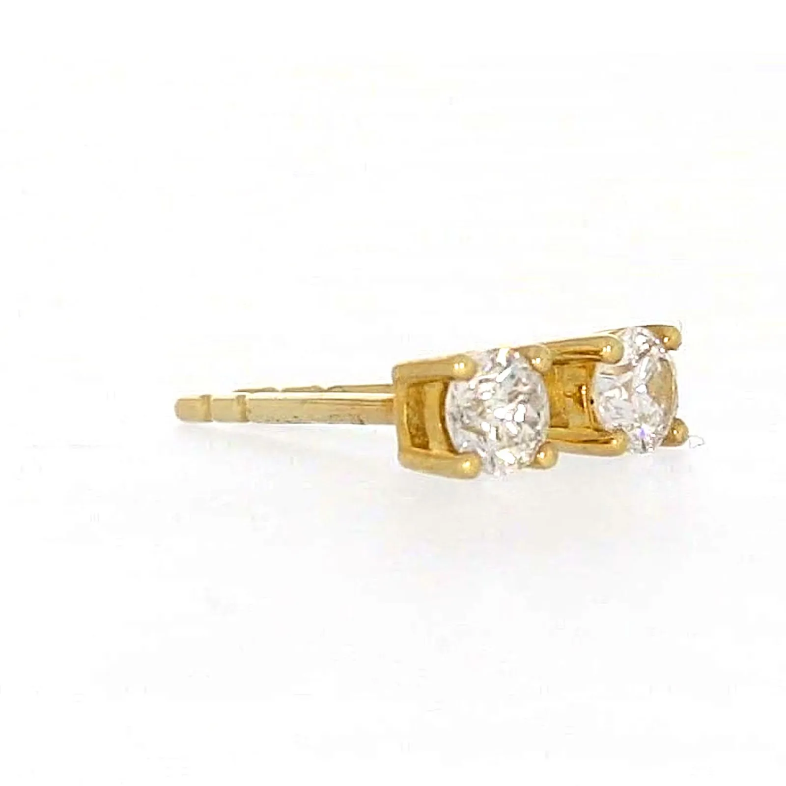 Solitaire 9ct Yellow Gold Round Brilliant Cut with 1/4 CARAT tw of Diamonds Stud Earrings