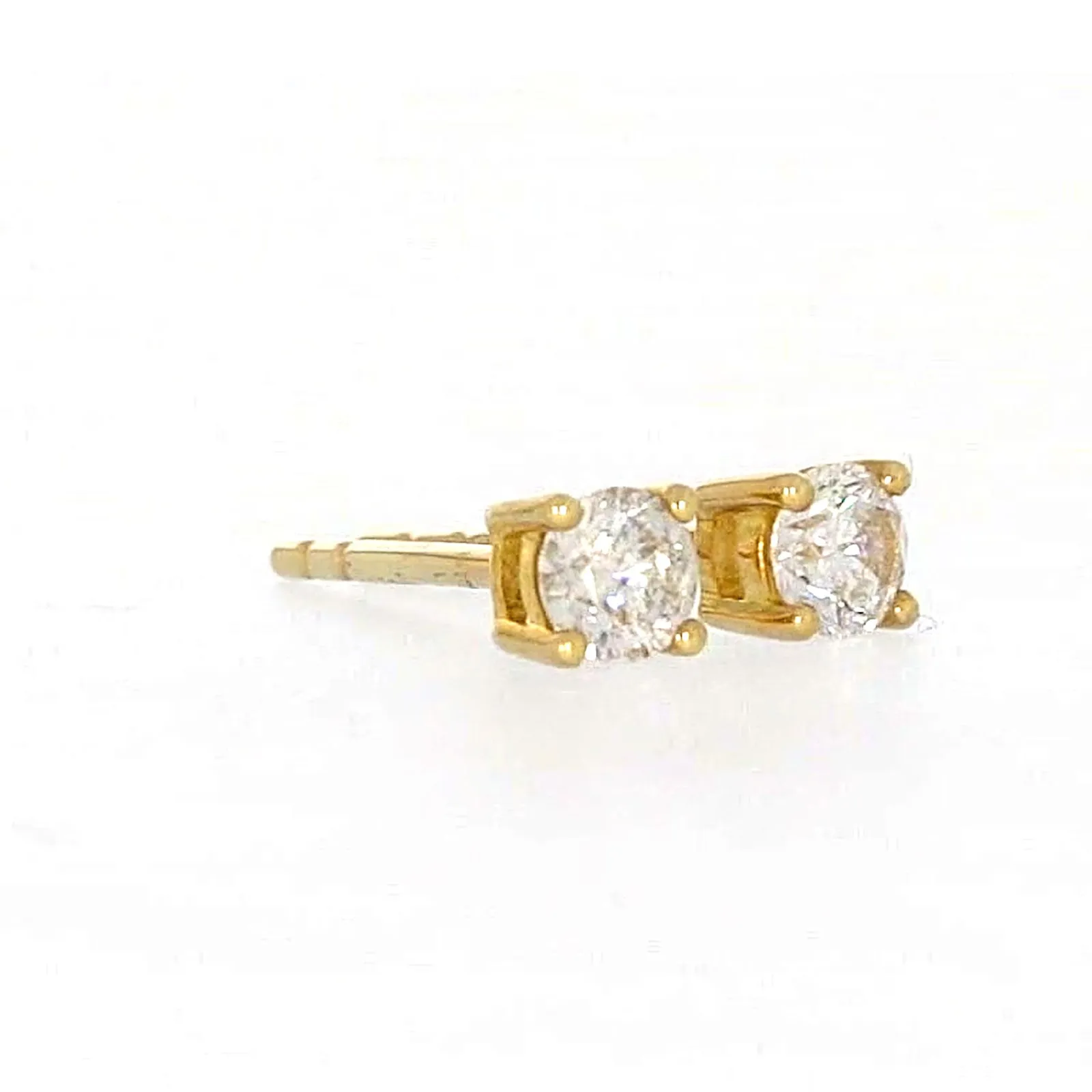 Solitaire 9ct Yellow Gold Round Brilliant Cut with 1/4 CARAT tw of Diamonds Stud Earrings