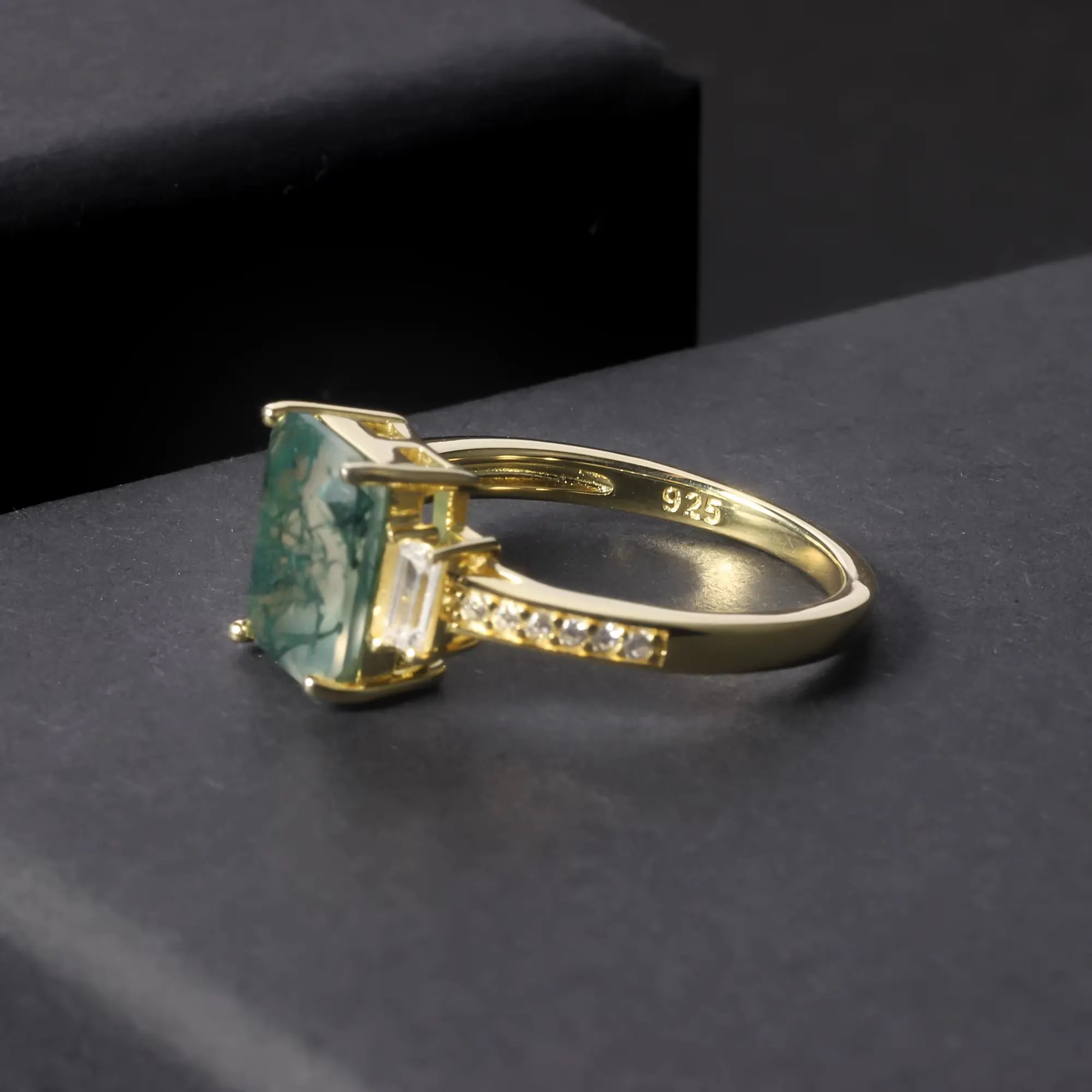 Unique 2.38Ct 7X9Mm Octagon Cut Moss Agate There Stone Engagement Ring in 925 Sterling Silver Women'S Ring